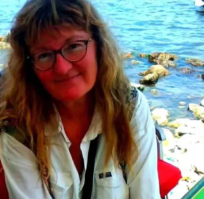 Julie Bellian
